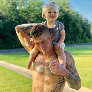 Meet your Posher, Travis